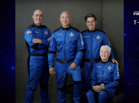blue-origin-uspeshno-zapustila-korabl-new-shepard-s-dzheffom-bezosom-na-bortu
