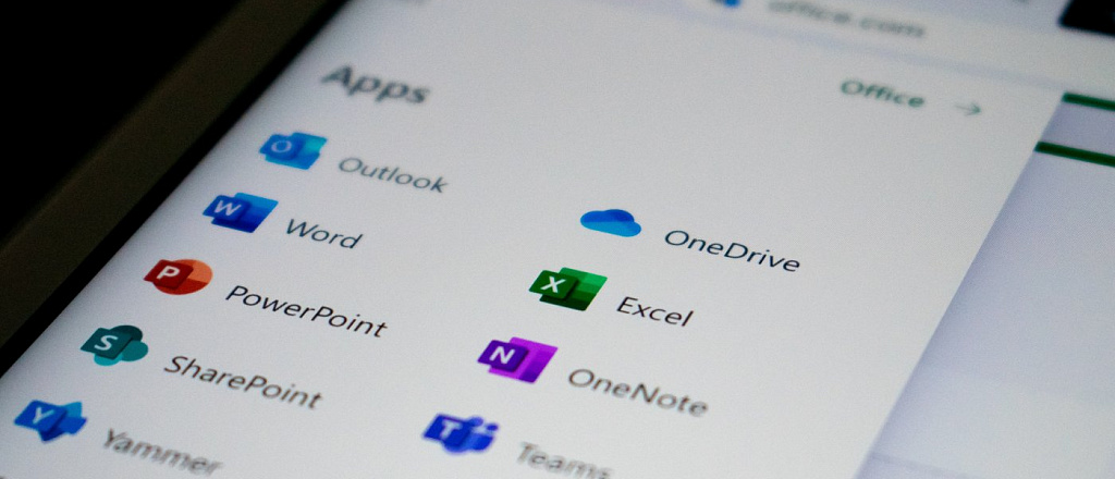 microsoft-planiruet-zapustit-magazin-mobil-nyh-igr-dlya-konkurencii-s-apple-i-google