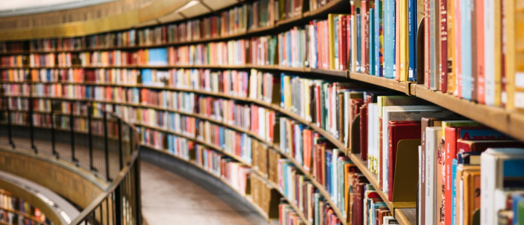 na-bookmate-vpervye-poyavyatsya-bol-she-30-tysyach-knig-eksmo-ast