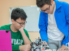 kazahstanskie-deti-gotovyatsya-k-mezhdunarodnoy-olimpiade-po-robototehnike