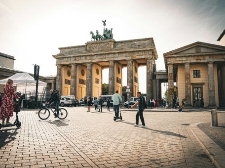 gayd-po-berlinu-gde-pozavtrakat-kuda-poyti-vecherom-i-kakie-dostoprimechatel-nosti-posetit