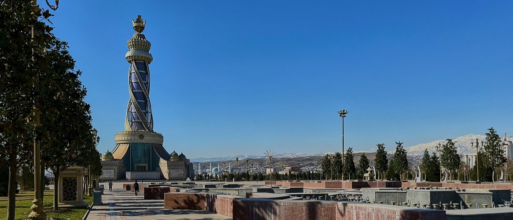 gde-gulyat-v-dushanbe-samye-krasivye-rayony-i-parki-goroda