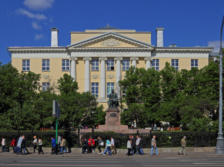 zhurfak-mgu-otkryl-dostup-k-arhivu-lekciy-prepodavateley