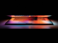 apple-uzhe-testiruet-obnovlennyy-mac-mini-s-chipom-m3