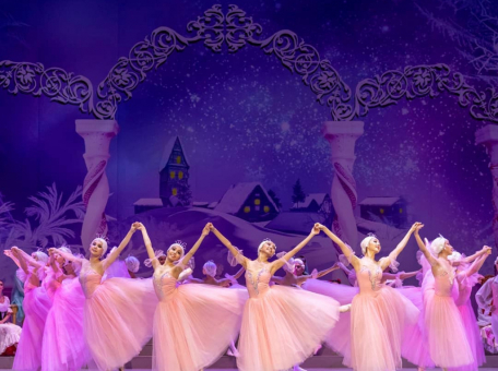 the-poster-of-events-in-theaters-of-nur-sultan-for-the-holiday-weekend