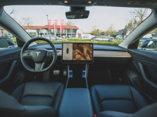 tesla-integriruet-magazin-videoigr-steam-v-elektromobili