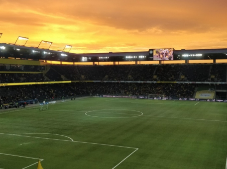 novosti-na-6-iyunya-servisnye-centry-tesla-v-kazahstane-i-astana-v-top-60-spiska-uefa