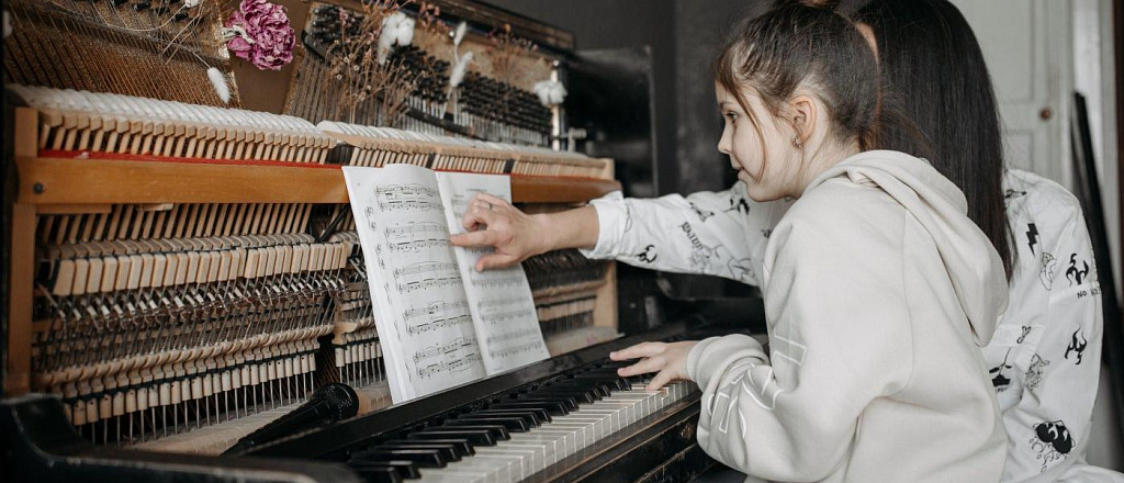 where-to-learn-to-play-musical-instruments-in-astana