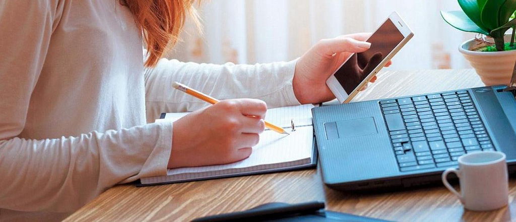 kompaniya-deloitte-provedet-onlayn-meropriyatiya-po-otboru-v-formate-one-day-offer