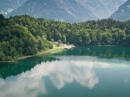nurek-in-one-day-the-dam-turquoise-reservoir-and-floating-aqua-houses-a-weekend-route-from-dushanbe