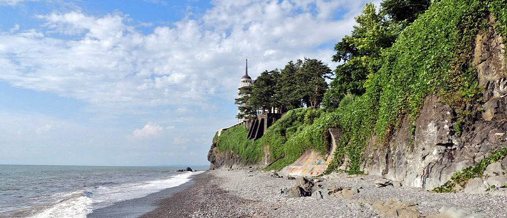 6-plyazhey-bliz-batumi-gde-otdyhayut-mestnye-zhiteli