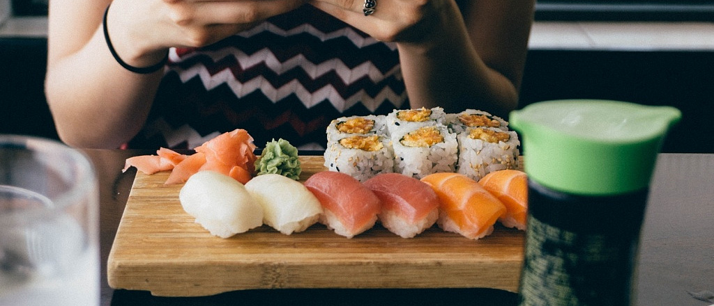 koreyskiy-salat-i-yaponskie-rolly-zabluzhdeniya-o-proishozhdenii-tradicionnyh-blyud