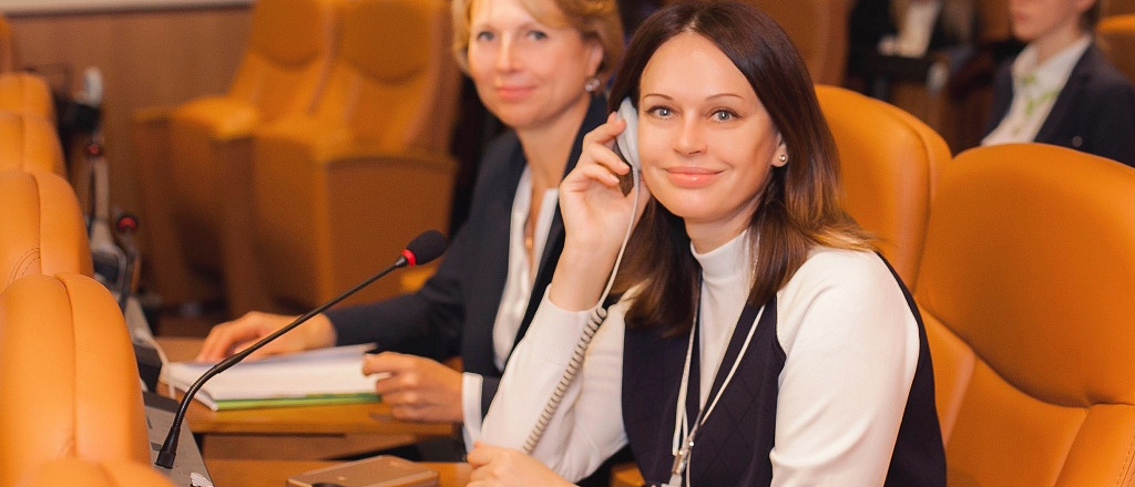 irina-bezrukova-o-250-spektaklyah-v-studenchestve-i-oskaronosnom-fil-me-v-kotorom-ona-snyalas
