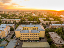 kak-zhit-v-bishkeke-s-komfortom-o-krupnyh-bankah-chastnyh-shkolah-i-restoranah-s-vidom