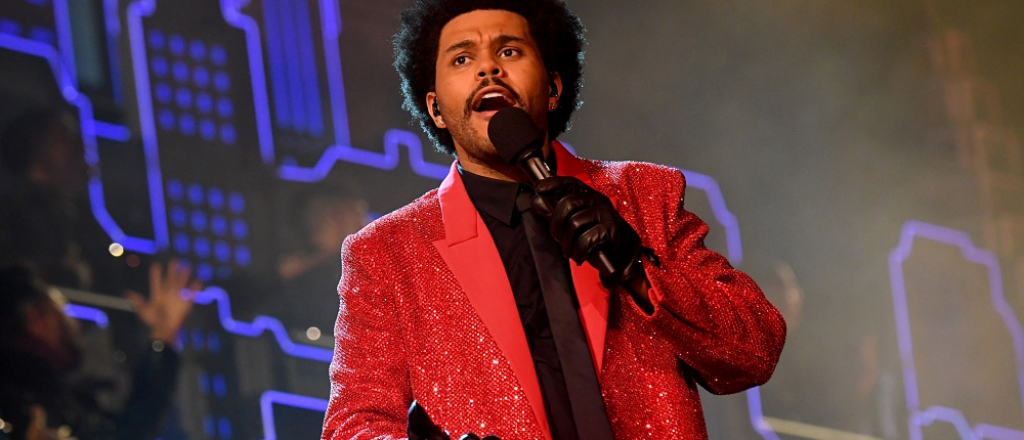 billboard-priznal-hit-blinding-lights-the-weeknd-luchshey-pesney-vseh-vremen