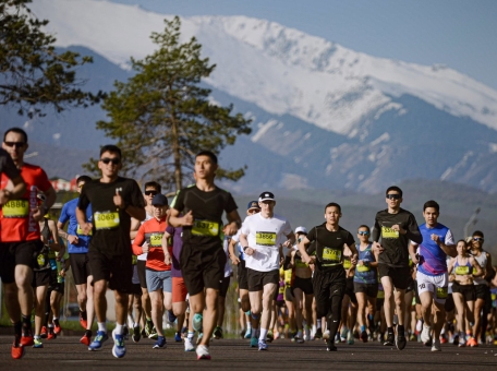 beg-kotoryy-ob-edinyaet-almaty-half-marathon-proydet-20-aprelya