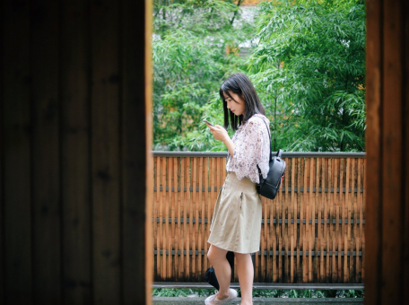 vozmozhnosti-dlya-ucheby-i-interesnye-novosti-chto-mozhno-nayti-v-telegram-kanale-creative-asia
