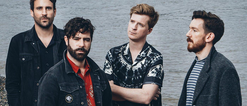 foals-opublikovali-novyy-singl-2am