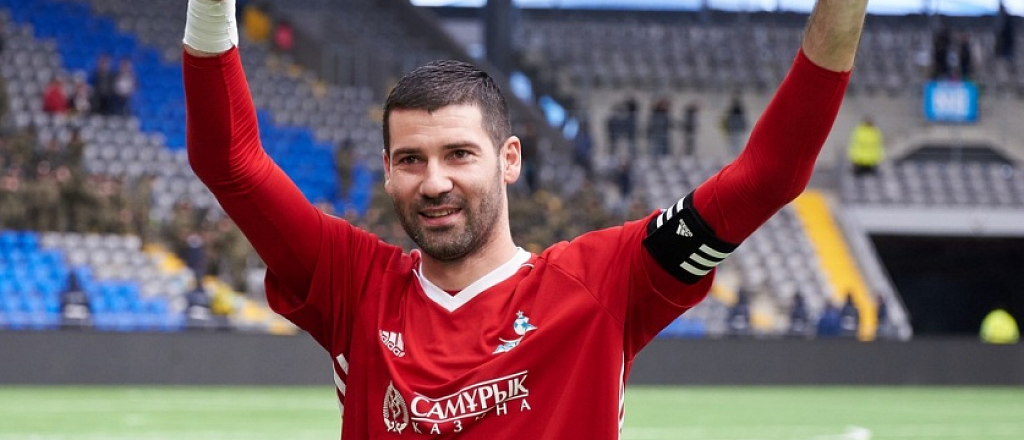 igroki-fk-astana-o-kar-ernom-puti-i-rabochih-budnyah