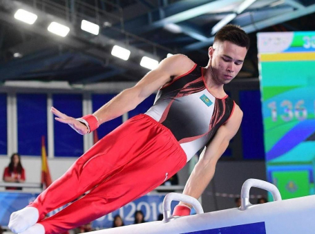 dvoe-kazahstanskih-gimnastov-vyshli-v-final-etapa-kubka-mira