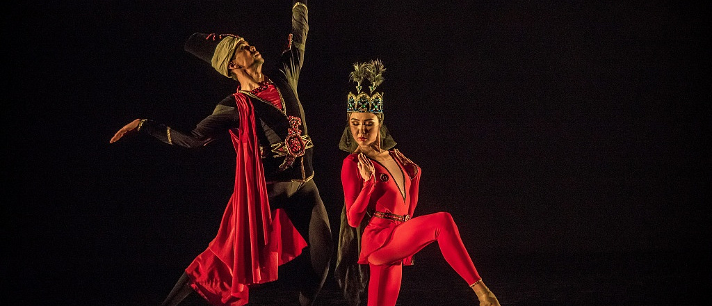 6-luchshih-teatral-nyh-postanovok-etogo-leta-v-astane-i-almaty