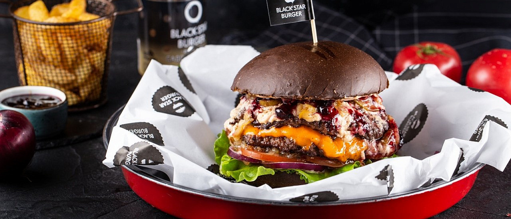 restoran-black-star-burger-otkryvaetsya-v-nur-sultane