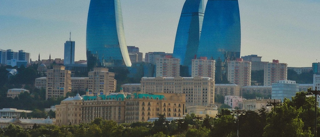 10-best-observation-decks-in-baku-where-to-watch-the-sunset-with-a-sea-view