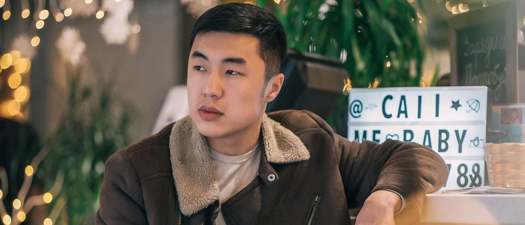 ot-aktera-massovki-i-taksista-do-programmista-v-linkedin-istoriya-parnya-iz-kyrgyzstana