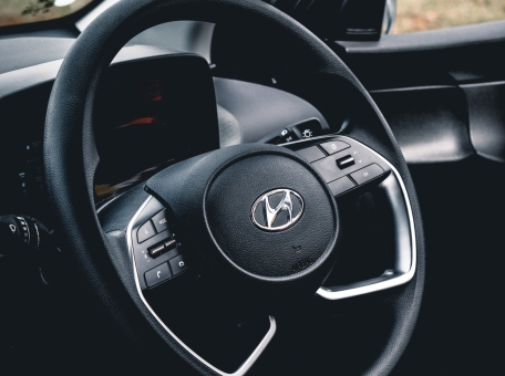 hyundai-prodemonstrirovala-chetyrehmestnoe-letayuschee-taksi-kotoroe-zapustit-v-2028-godu